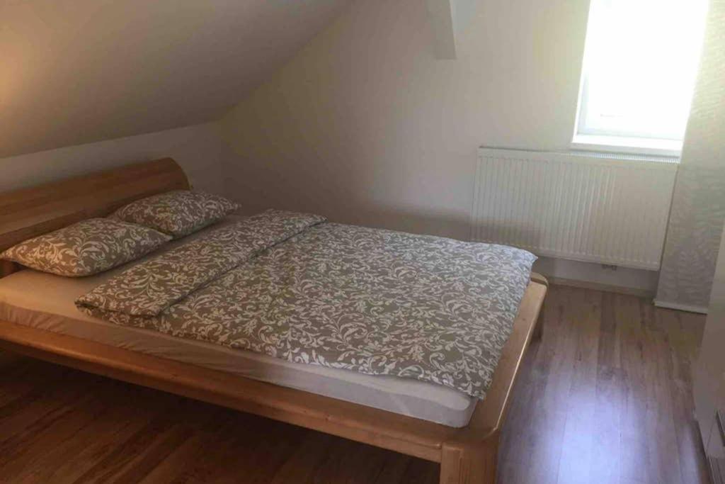 Haus Mit 3 Schlafzimmer Und Garten Amstetten Eksteriør billede